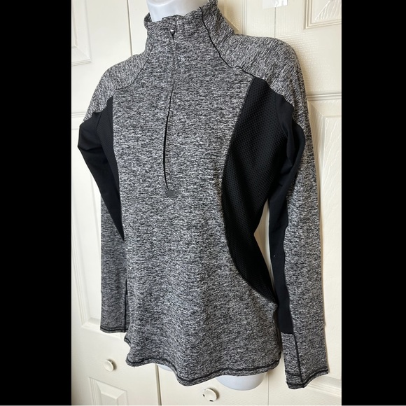 ATHLETA Running Wild Track Jacket Colorblock Black Gray Marled Reflective 1/2 - Picture 4 of 14